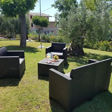 In Collina A Due Passi Dal Mare *