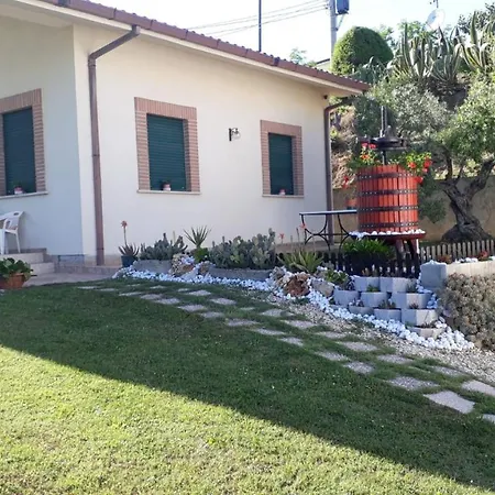 Villa In Collina A Due Passi Dal Mare Colonnella