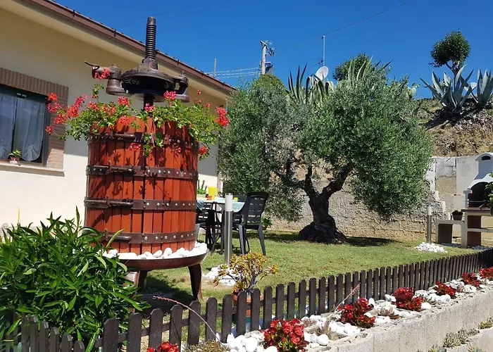 In Collina A Due Passi Dal Mare *