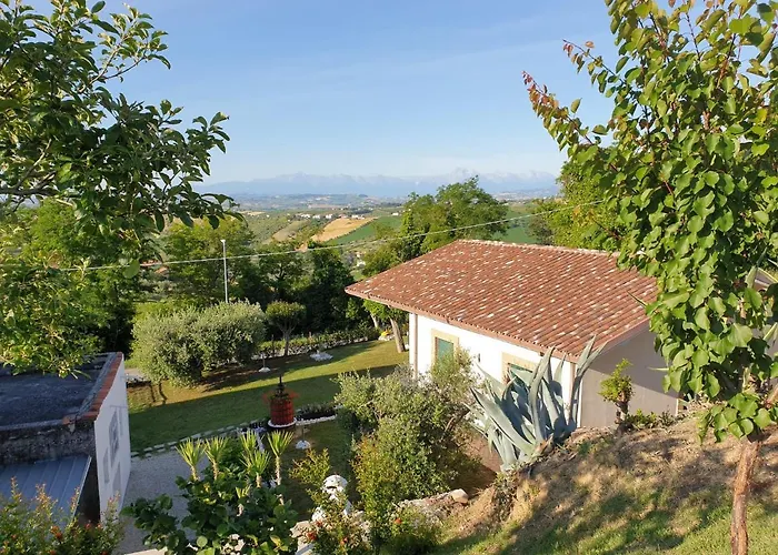 In Collina A Due Passi Dal Mare 콜론넬라