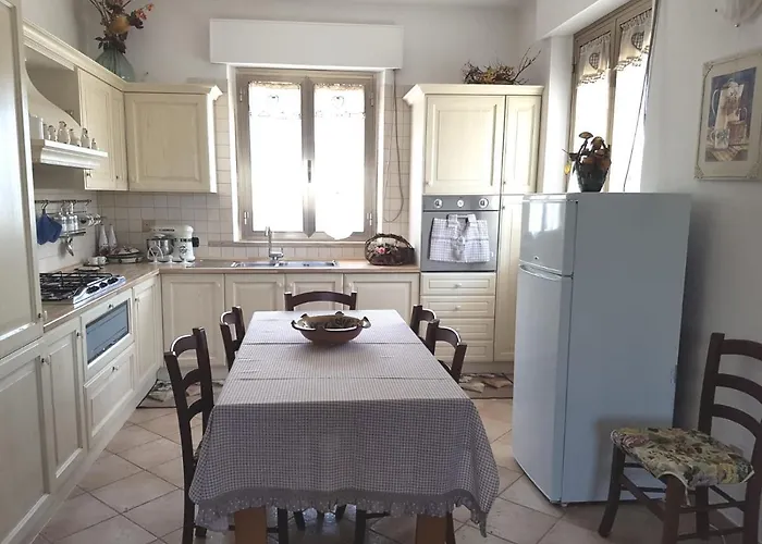 빌라 In Collina A Due Passi Dal Mare 콜론넬라