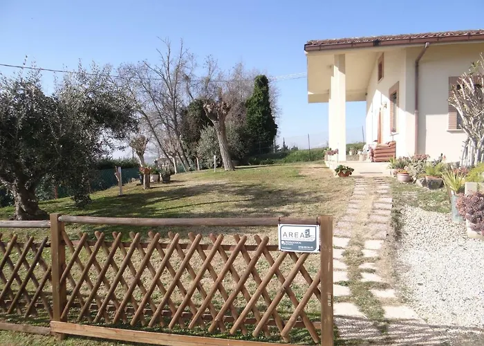 In Collina A Due Passi Dal Mare 빌라 콜론넬라